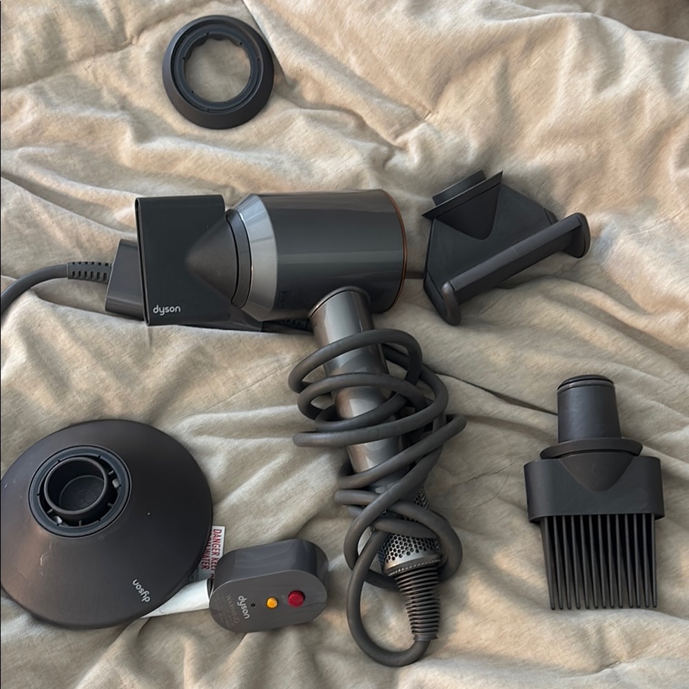 Dyson Gray VR Accessories Set